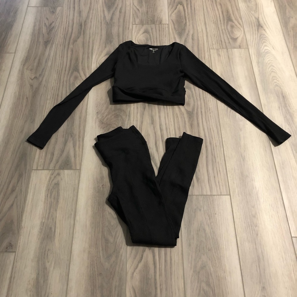 Year of Ours Ribbed Activewear Top